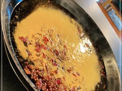 -岗上渣渣老火锅(两路口店)