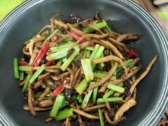 -鱼和肉海鲜大排档(林江名城店)