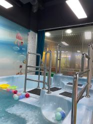 -皮卡萌母婴游泳馆(龙岩新罗万达店)