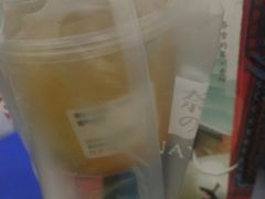 -奈雪的茶(亨特国际广场店)