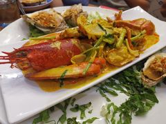-樾餐厅泰式海鲜火锅(民歌湖店)