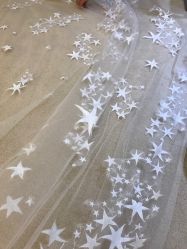 -Flora婚纱礼服定制租赁店