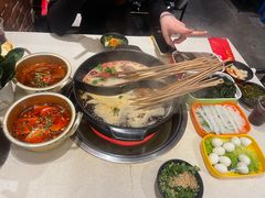 -钢管厂五区小郡肝串串香火锅(梅川路店)
