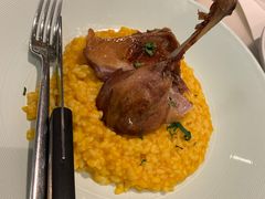 -港丽餐厅(高德置地店)