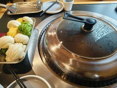 -锅老头海鲜铁锅炖