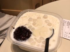 白雪黑糯米豆花儿-甜心闲生传统手工冰粉(奎星楼店)