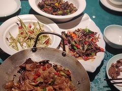 -呷湘厨·鱼汤捞饭(国家会展中心店)