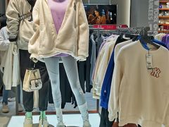 -王府井奥莱临潼小镇(临潼店)