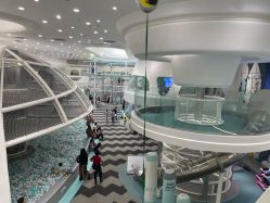 -MINI MARS 移动的空间站乐园·餐饮·派对(浦东金桥店)