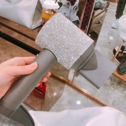 -INSTYLE造型·明星店