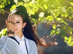 -九月鹰飞汉服摄影工作室