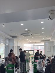 -镁连社·美联社