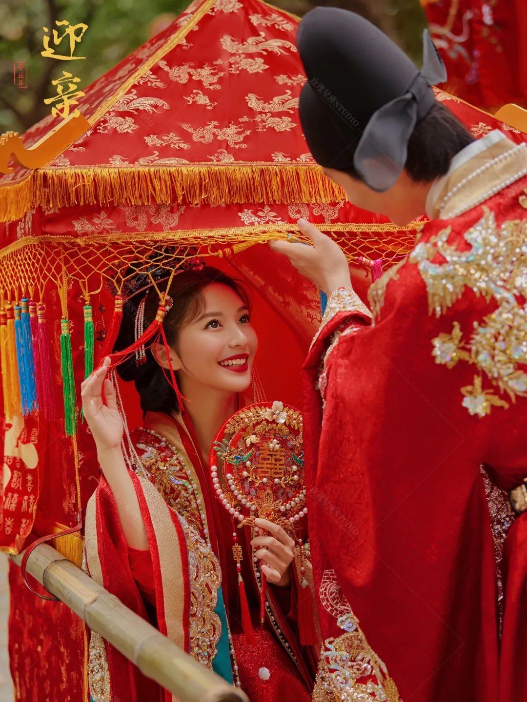 婚纱照拍成汉服婚礼迎亲现场,成片太好看了