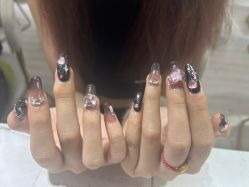 -瞧·享轻奢美甲美睫