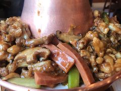 什锦碳烤牛蛙火锅-炉小二铜锅牛蛙•川湘菜(三里屯店)