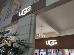 -王府井奥莱临潼小镇(临潼店)