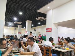 大堂-美兰春记食店·龙舌坡红烧牛肉