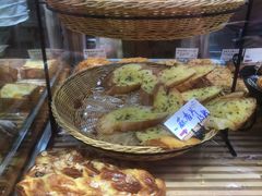 -苹果花园(乳山路店)