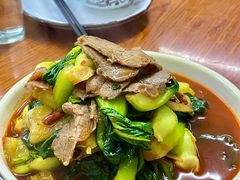 青菜牛肉-胡子饮食店