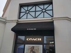 -COACH蔻驰(百联奥特莱斯广场店)