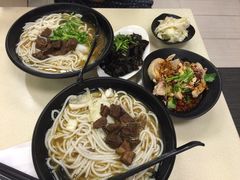 -鑫花溪牛肉米粉(凤凰街创始总店)