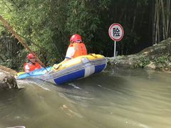 -碧水峡漂流