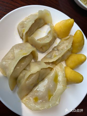 第一次来这里吃面条位置呢，也非常好找