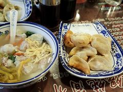 -长人馄饨铺(解放街店)