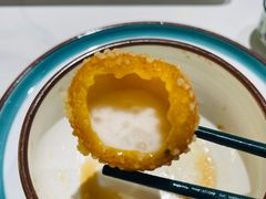 椰香西米流心丸子-喜势点·糖沙翁手工茶点·本地人茶居(永庆坊店)