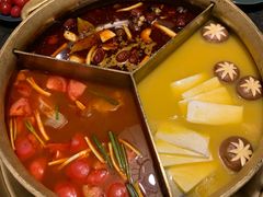 -湊湊火锅·茶憩(上海合生汇店)