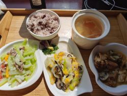 -卓玥国际月子会所(罗山路店)