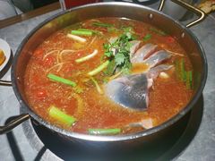 -野山舂·贵州现舂酸汤牛肉(民生路店)