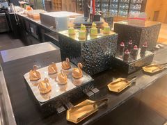 -圣丰索菲特·2 On 988 Café 自助餐厅