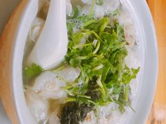 -小许三鲜砂锅馄饨店(家多乐烟酒店)