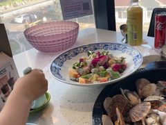 -巧克力渔家.小船海鲜胶东菜(万平口店)