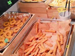 -言玖鲜火锅串串披萨自助(益田假日店)
