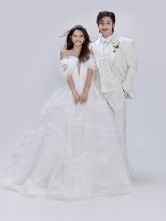 -至臻微拉婚纱摄影