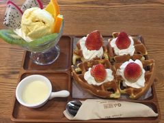 -猫的天空之城概念书店(杭州南宋御街店)