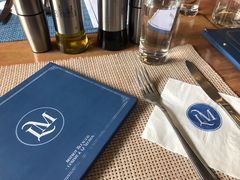 餐具摆设-LA MAISON公鸡和龙(蛇口店)