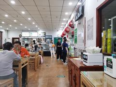 -护国寺小吃店(红莲南路店)