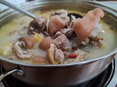 -15年老字号鑫鑫猪肚鸡·椰子鸡海南火锅(兴隆华侨农场店)