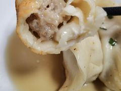 -胡记锅贴·沪上游子老鸭粉丝汤(太原路店)