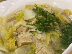 虾皮白菜炖冻豆腐-东四民芳餐厅(世茂工三店)