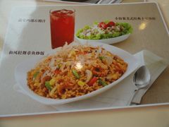 -必胜客(机场路店)