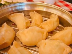 烫面西葫芦鸡蛋蒸包-燕青小馆(东园大厦店)