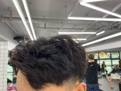-宫铭烫发染发接发店