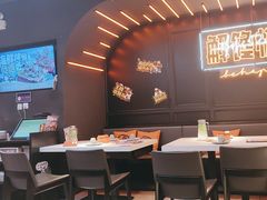 -鸣记脆皮烤鱼·海鲜烤鱼(三八广场店)
