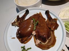 精品烤鸭-悦江(梅奔中心店)