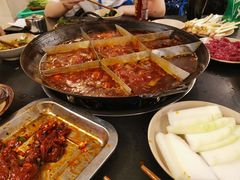 -岗上渣渣老火锅(两路口店)