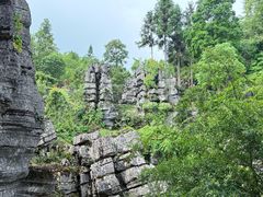 -梭布垭石林景区